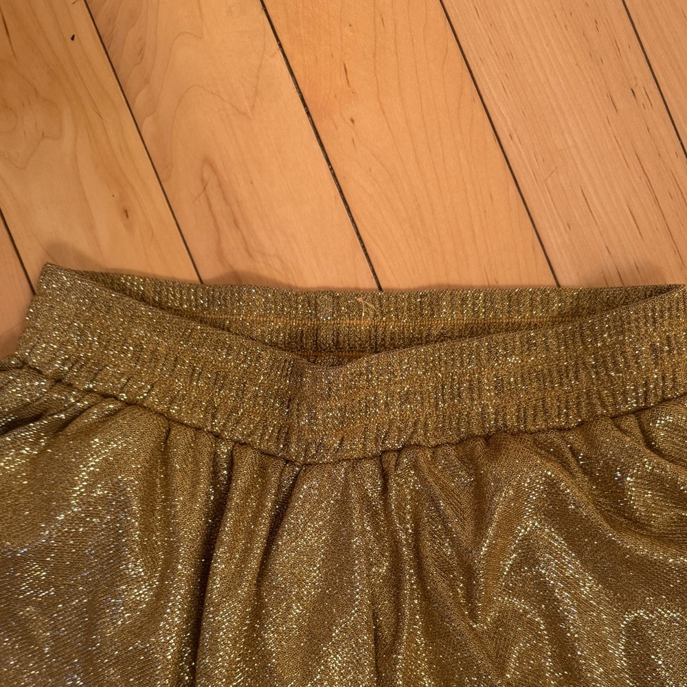 Glam Flowy Shorts with Pockets 🩳 - Picture 4 of 10